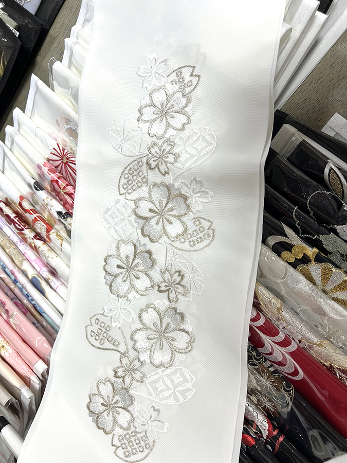 刺繍衿